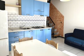 Interior - Palme 8 - Marcelli, three-room apartment with private garden, Residence Le Palme (Marcelli)