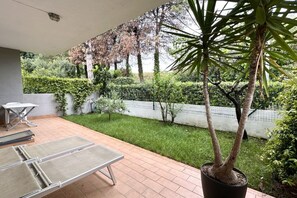 Terrace/patio - N283 - Numana, four-room apartment with garden in a residence with pool (Numana)