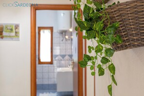 Interior - Villa Melograno with annexe, exclusive swimming pool surrounded by greenery  (Campanedda)