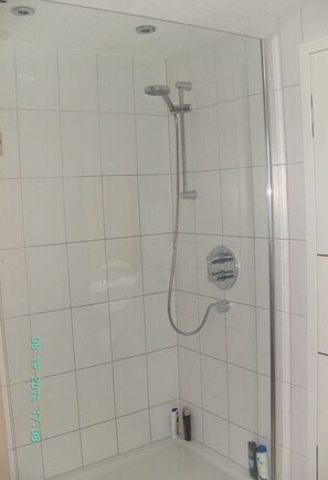 Apartment | Bathroom | Towels - Holiday Apartment Kay Nebel Weg (Kappeln)