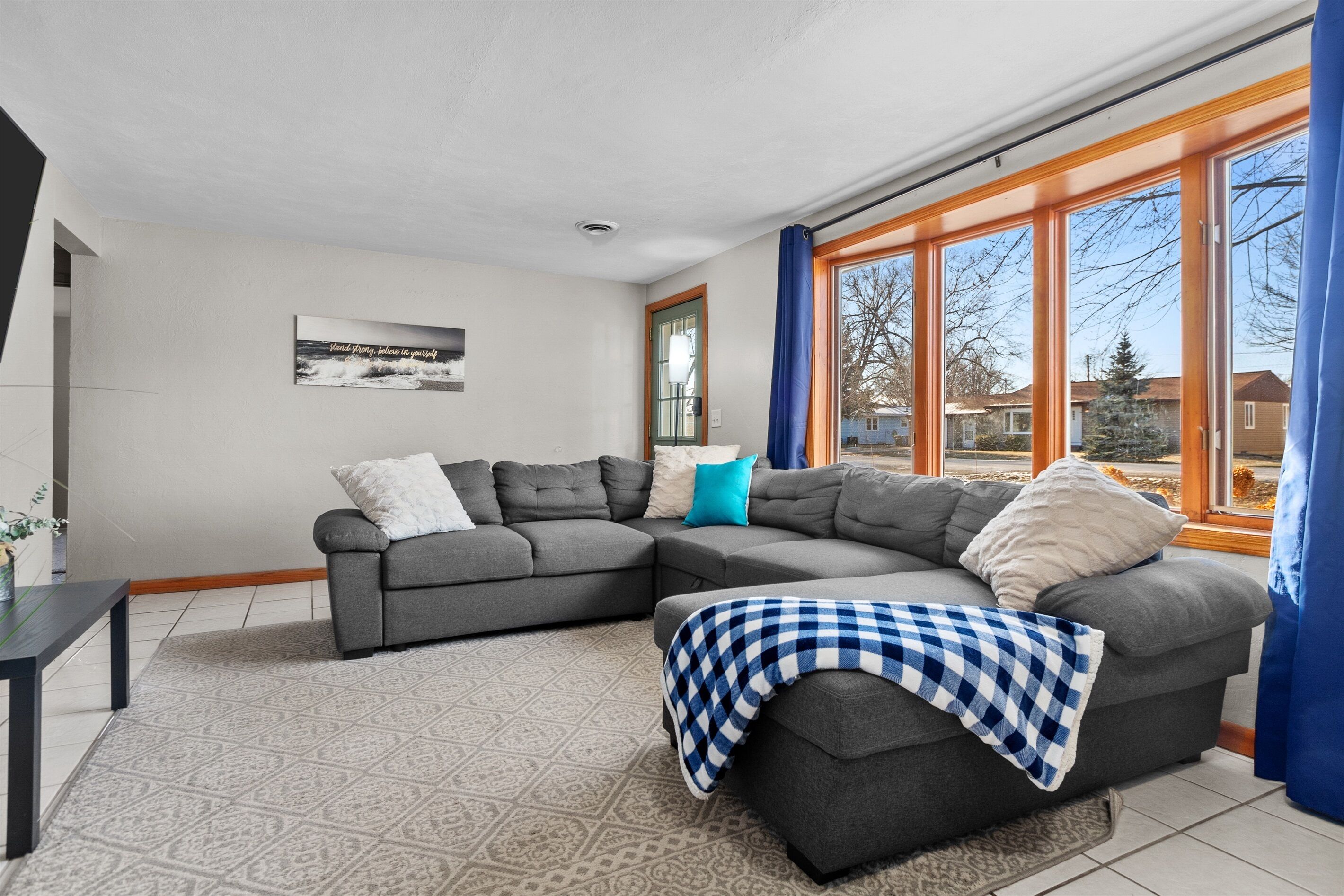 **Pet Friendly-fenced In Yard** Centrally Located In Fox Crossings / Menasha - Appleton, WI