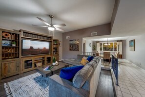 Smart-TV, peis og kontorer