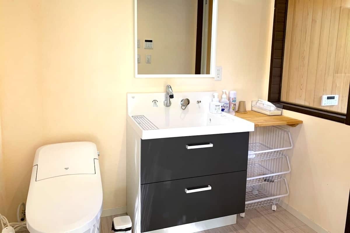 Comfort Çadır, Balkon, Dağ Manzaralı (Type C) | Banyo | Duş/küvet kombinasyonu, derin küvet, geniş duş başlığı