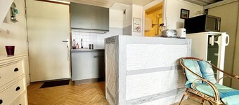 Apartment with direct view of the marine lake