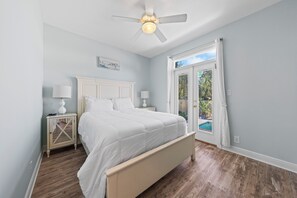 3 habitaciones, tabla de planchar con plancha, wifi y ropa de cama