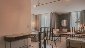 1 bedroom, individually decorated, individually furnished