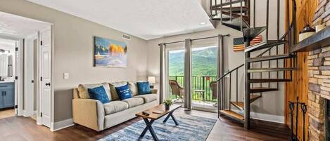 Télévision, cheminée