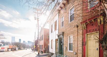 Walkable Luxury 4 Br House