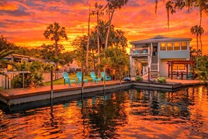 Pool - Swim Mat, Kayaks, Fire Pit! PET FRIENDLY - Sunfish Cove - Weeki Wachee River (Weeki Wachee)