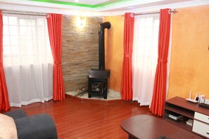 Interior detail - Kijabe Sunset View Guesthouse (Kijabe)