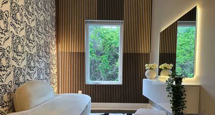 The Josephine Villa by Luxe PGH