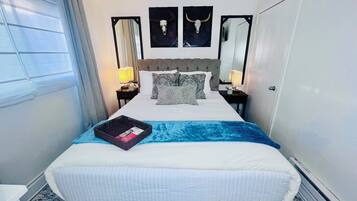 2 bedrooms, in-room safe, desk, iron/ironing board