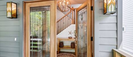 المنشأة من الداخل