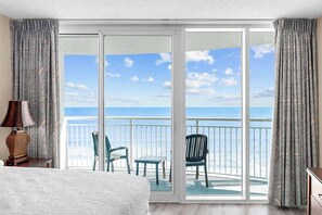 3 عدّة غرف نوم ومكواة/لوح كي وواي فاي مجانًا وملاءات أسرّة