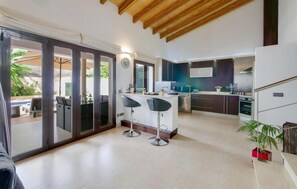 Kühlschrank, Herdplatte, Geschirrspüler