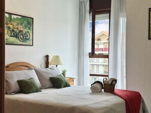 2 bedrooms, iron/ironing board, bed sheets - Apartamento La Mangata - 6042 (Noja)