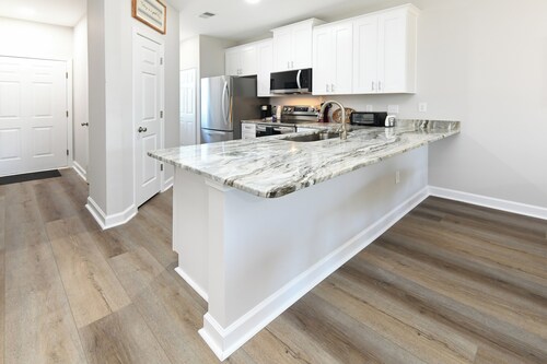 Swing & Stay Splendor 2BR/2BA