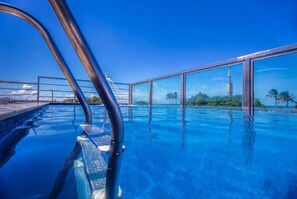 Outdoor pool - Israel Tambaú - APTO Luxuoso Beira Mar  (João Pessoa)
