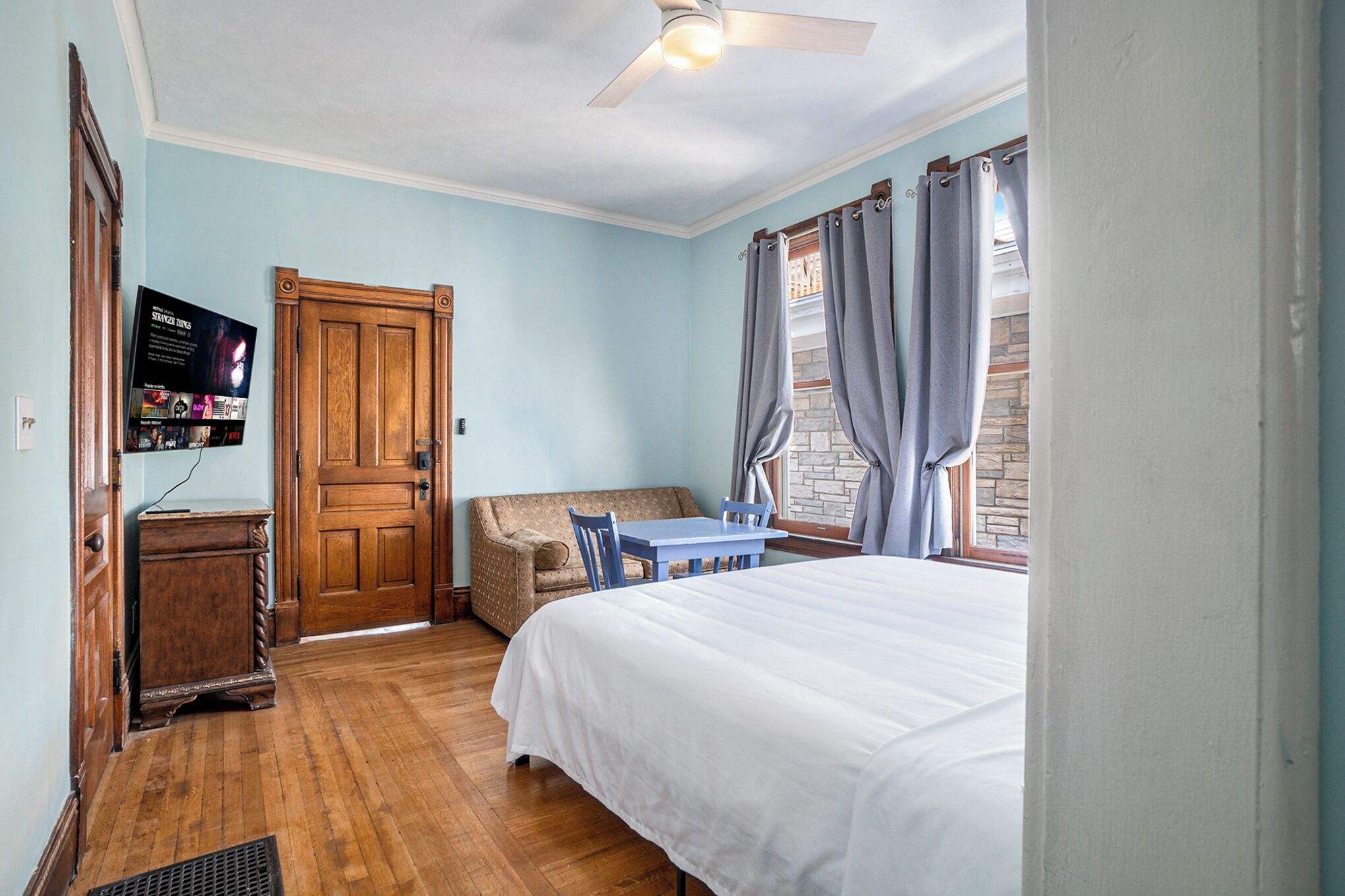 ☀️🌊 The Grand Inn: Apartment Hotel in Grand Haven Unit 2 ➠ 200