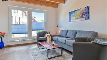 Fernseher, Stereoanlage