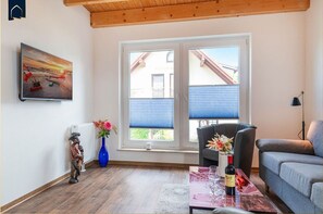 Fernseher, Stereoanlage