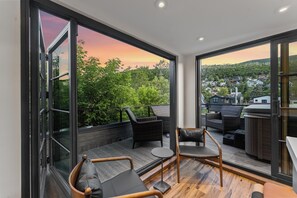 Interior - Ski Views | Main Street | Roof Hot Tub | Sauna (Park City)