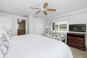 1 soverom, skrivebord, strykejern/-brett og wi-fi