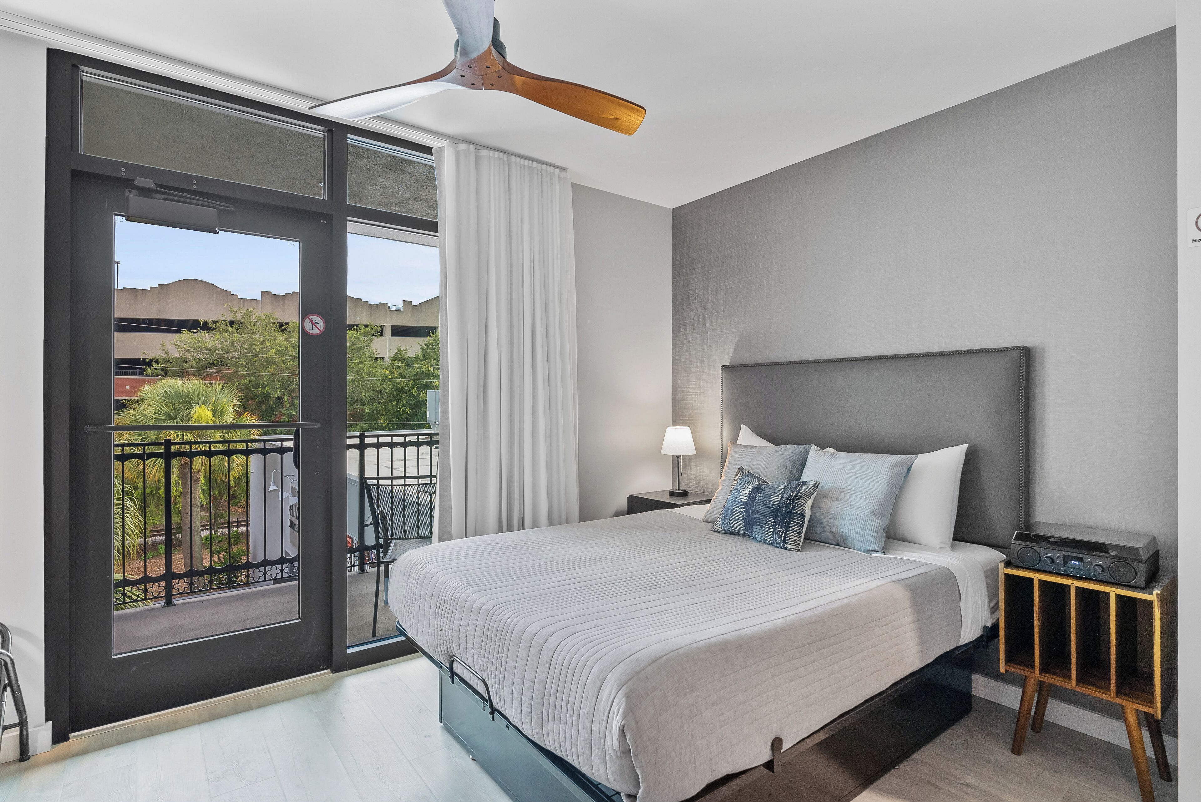 Stylish Studio at Sterling / The Center of the Ybor City History District!