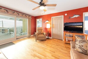 TV - Hobbs Realty - “Sugar 'n Spice” | 5BR Oceanfront Home for a Sweet & Memorable Vacation (Holden Beach)