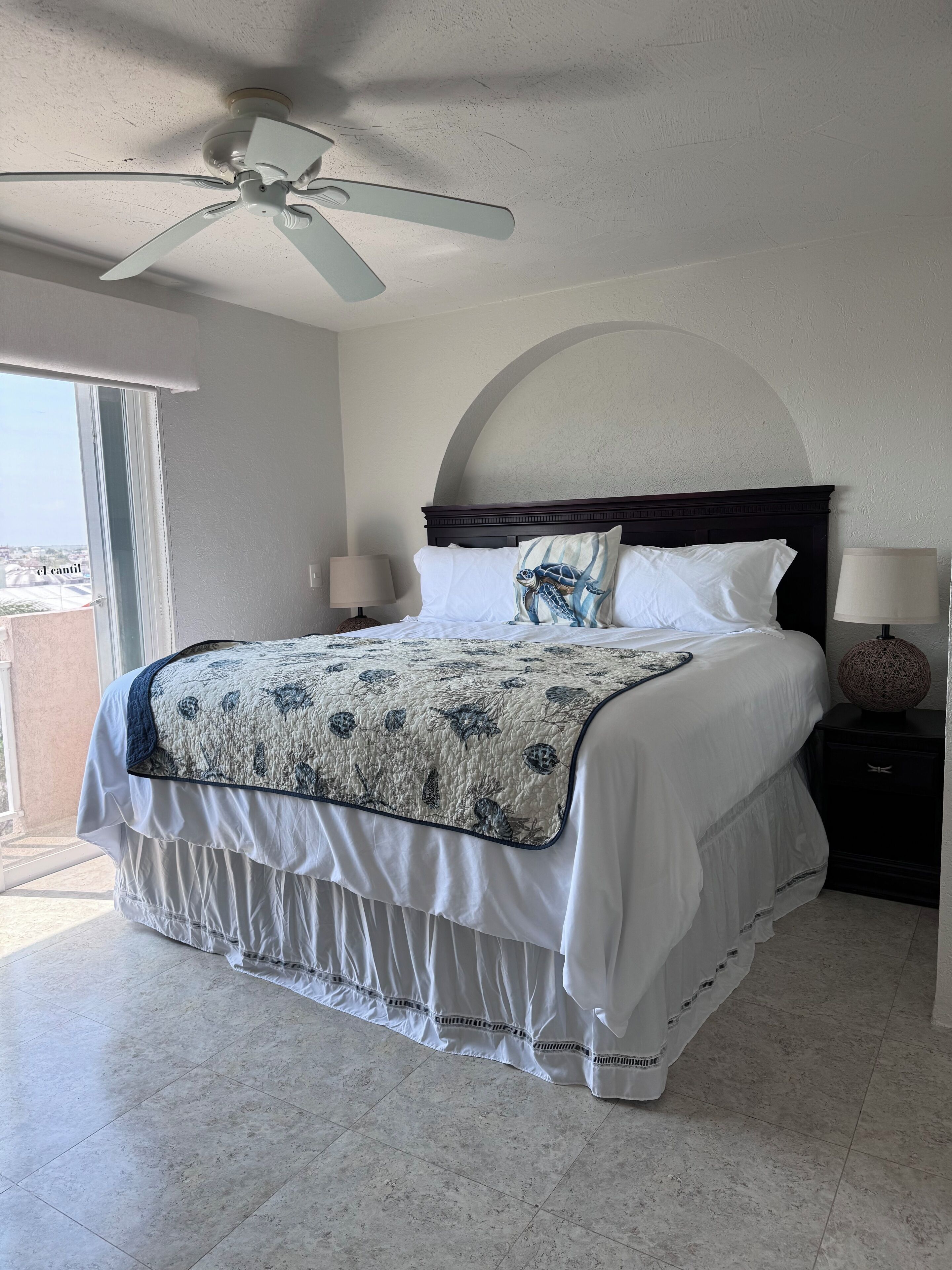 1 bedroom, desk, iron/ironing board, WiFi