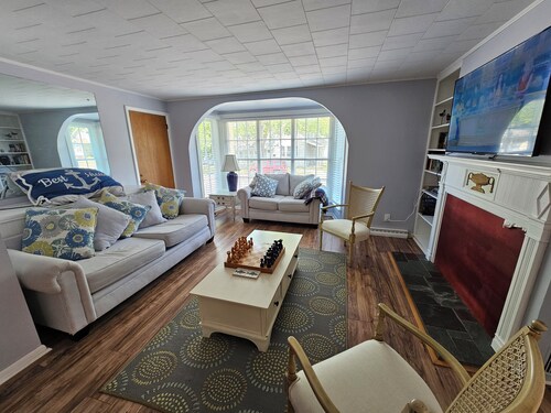 Spacious Decorated Apartment: Your Perfect Stylish Living Space