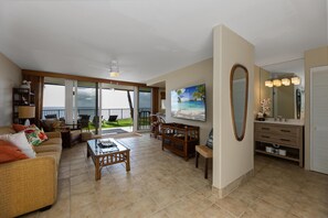Smart TV - Oceanfront 2BR Condo w/ Pool Access & Sunset Views (Lahaina)