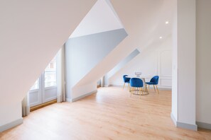 Room - Via Augusta 129 (Lisbon)
