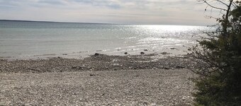 Octagon Beach House
Enjoy a tranquil getaway w/private beach on Lake Michigan 