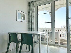 Dining - Villa Emma - Meerblickappartement 3 - Villa Emma - Meerblickappartement (Sassnitz)