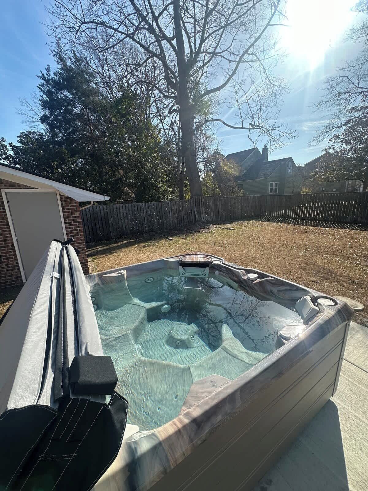 Outdoor spa tub