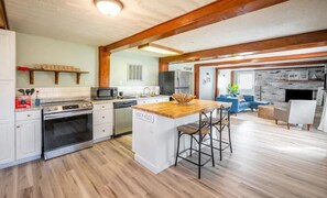 Fridge, microwave, oven, stovetop - Beach Daze Duplex - Unit B! Fenced-in backyard! Pets Welcome! 5 Blocks to beach! (Carolina Beach)