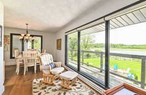 Smart-TV, bordtennis og bøker