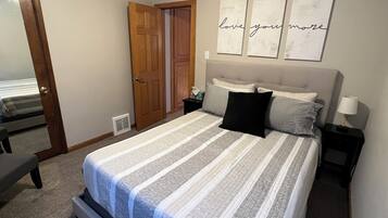 2 Schlafzimmer, Bügeleisen/Bügelbrett, WLAN, Bettwäsche