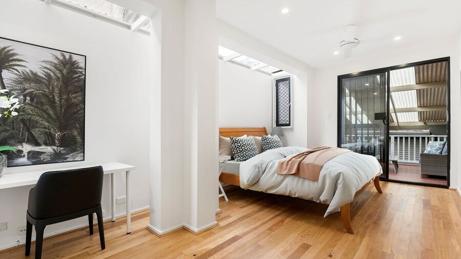 Comfy Darlinghurst Retreat