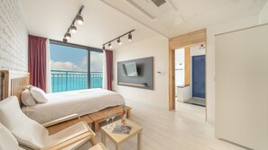 Phòng cơ bản, 1 phòng ngủ (Room402 Cream white(spa/oceanview)) | 1 phòng ngủ, truy cập Internet không dây miễn phí