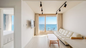 Exterior - Goseong Littlesquare Oceanview Pension (Goseong)