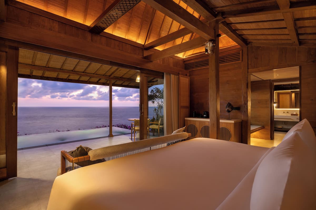 Cliff Front Ocean View Villa with Private Pool  | 1 ห้องนอน, เครื่องนอนระดับพรีเมียม, มินิบาร์, ตู้นิรภัยในห้องพัก
