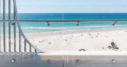 Kirra Point Holiday Apartments