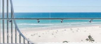 Kirra Point Holiday Apartments