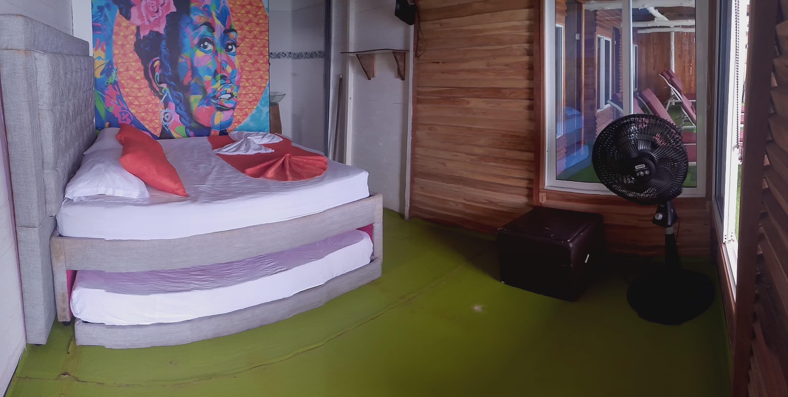 1 soverom, wi-fi (inkludert) og sengetøy