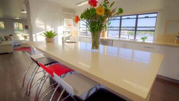 MikrovÄgsugn, ugn, spishÀll och diskmaskin