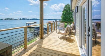 It's About River Time, a 3BR/3BA house on False River, fenced yard & large pier!
