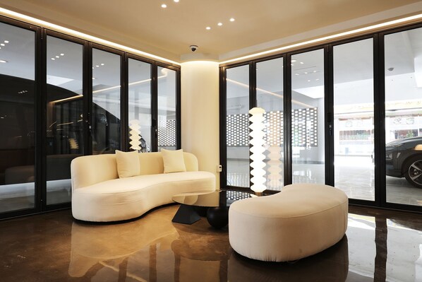 Lobby sitting area - Browndot Airport New Town (Incheon)