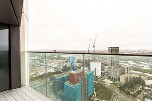 Exterior - Icon Tower Flat II (London)